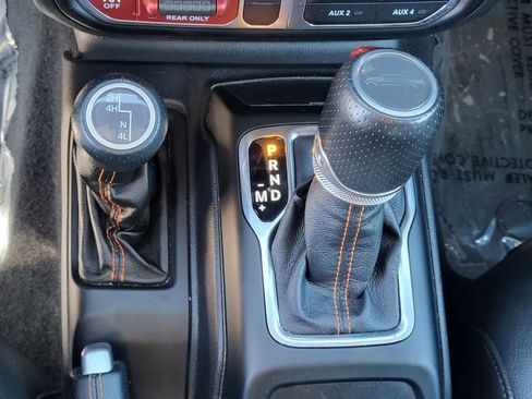 Used 2022 Jeep Gladiator Mojave w/ LED Lighting Group image 23