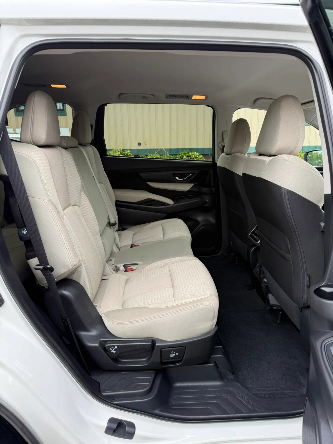 Used 2021 Subaru Ascent Premium w/ Convenience Package AWD/4WD image 24