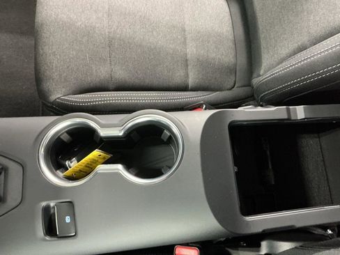 Used 2025 Ford Mustang Coupe image 7