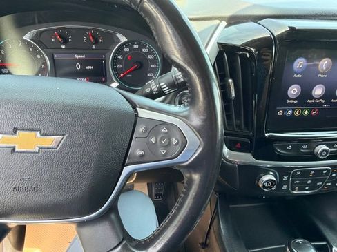Used 2020 Chevrolet Traverse LT FWD image 27