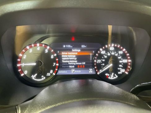 Used 2021 Nissan Titan PRO-4X w/ Pro-4x Convenience Package AWD/4WD image 15