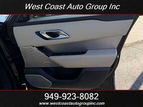 Used 2018 Land Rover Range Rover Velar R-Dynamic SE AWD/4WD image 18