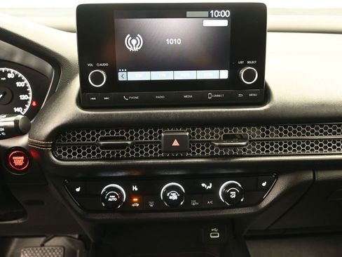 Used 2025 Honda HR-V Sport image 12