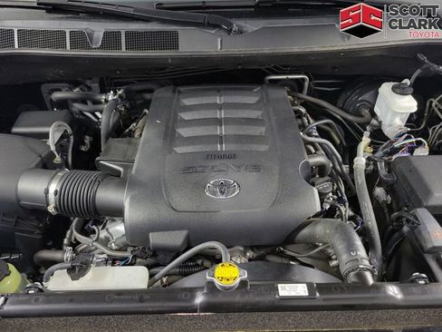 Used 2017 Toyota Sequoia SR5 image 12