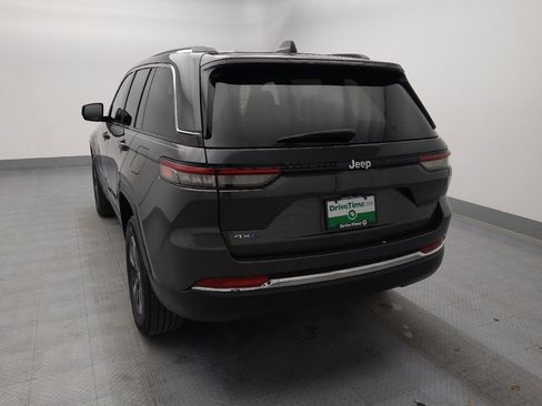 Used 2022 Jeep Grand Cherokee Limited 4xe image 6