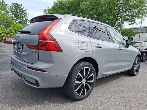 Certified 2024 Volvo XC60 B5 Plus w/ Climate Package AWD/4WD image 6