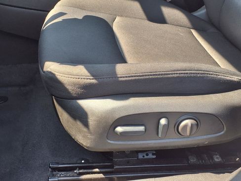 Used 2024 Chevrolet Malibu LT FWD image 25