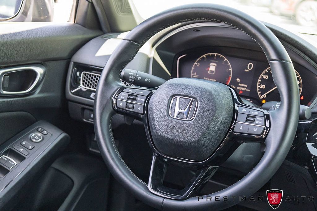 Used 2026 Honda Civic Sport image 32
