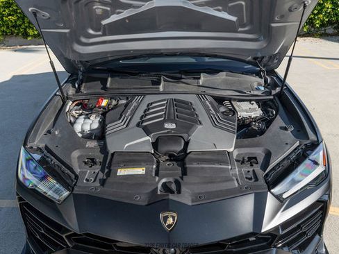 Used 2021 Lamborghini Urus Liberty Walk image 15
