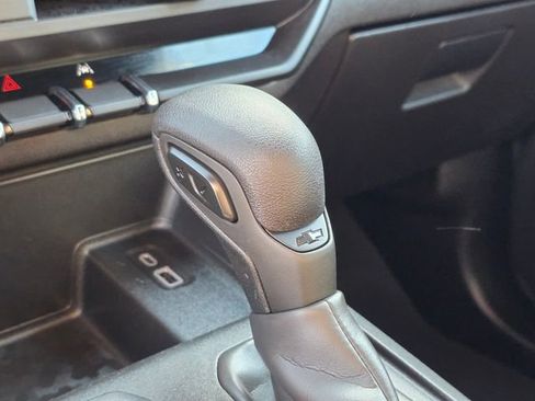 Used 2023 Chevrolet Colorado W/T RWD image 31