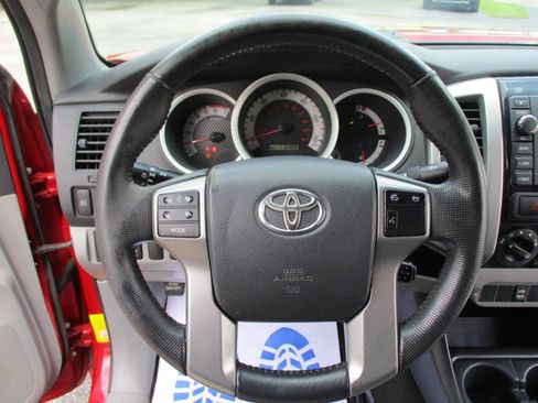 Used 2013 Toyota Tacoma PreRunner w/ TRD Off-Road Pkg image 12