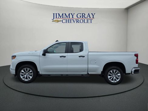New 2026 Chevrolet Silverado 1500 Custom RWD image 2