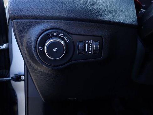 Used 2019 Jeep Compass Trailhawk AWD/4WD image 14