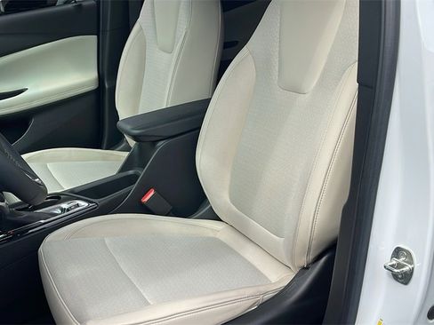 Used 2022 Buick Encore GX Select image 10