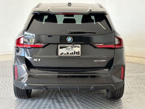 Used 2025 BMW X1 xDrive28i w/ M Sport Package AWD/4WD image 10