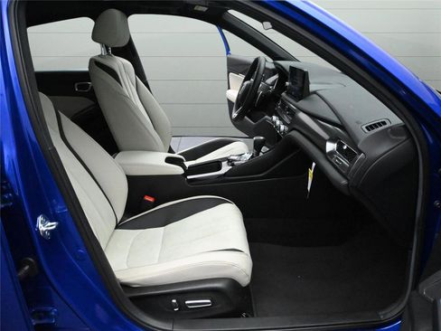 Used 2025 Acura Integra A-Spec image 17