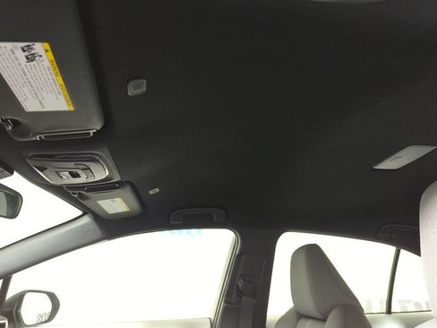 Used 2024 Toyota Corolla SE FWD image 16