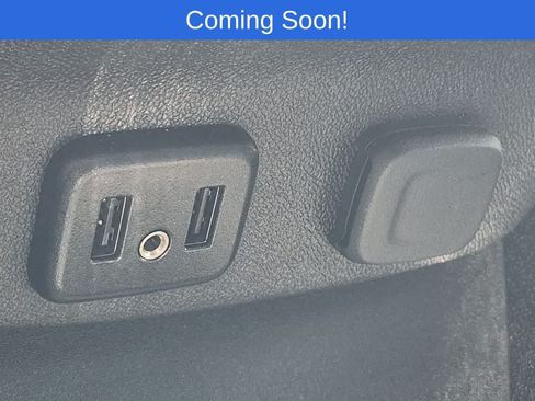 Used 2018 Chevrolet Malibu LT w/ Leather Package FWD image 30