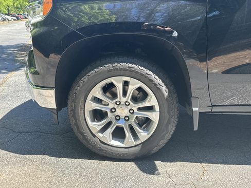 Certified 2023 Chevrolet Silverado 1500 LTZ AWD/4WD image 11