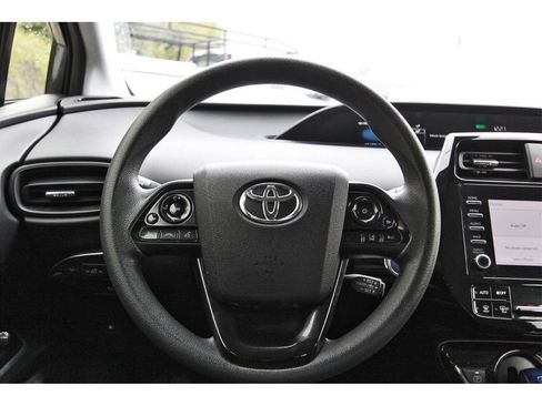 Used 2020 Toyota Prius image 12