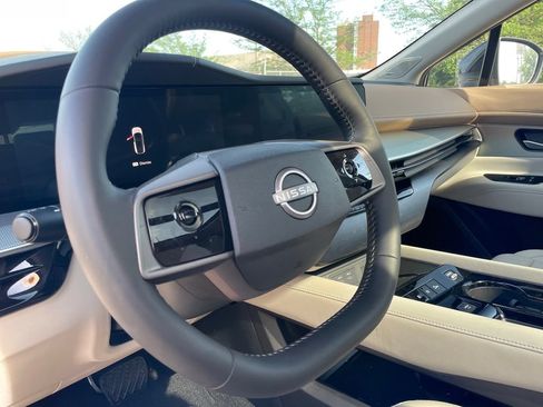 Used 2025 Nissan Murano Platinum w/ Cargo Package AWD/4WD image 16