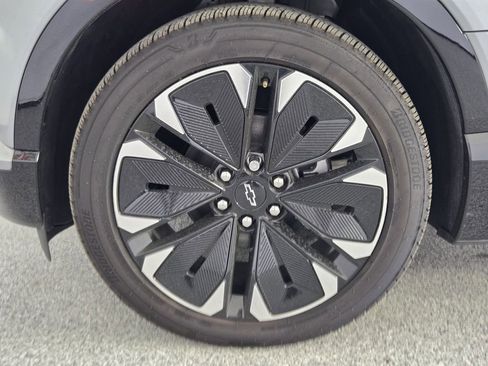 New 2025 Chevrolet Blazer EV RS image 12