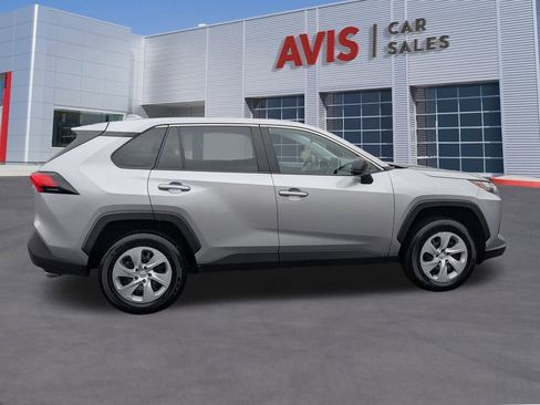 Used 2025 Toyota RAV4 LE image 5