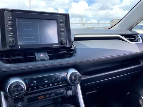 Used 2021 Toyota RAV4 XLE FWD image 35