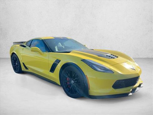 Used 2016 Chevrolet Corvette Z06 w/ Z07 Performance Package image 3