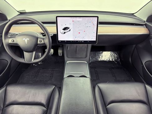Used 2021 Tesla Model 3 Standard Range Plus image 13