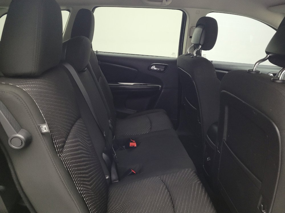 Used 2020 Dodge Journey SE w/ SE Popular Equipment Group FWD image 19