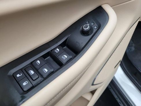 Used 2021 Jeep Grand Cherokee L Limited image 21