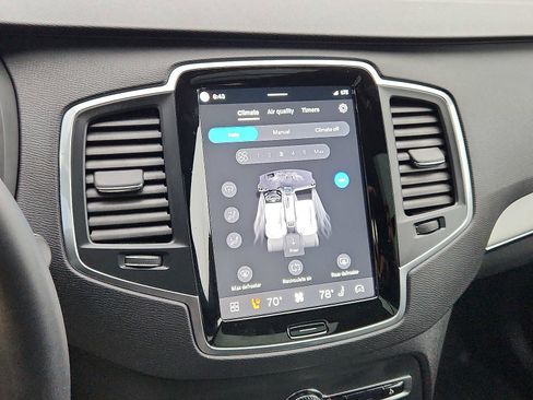 Certified 2023 Volvo XC90 B5 Core w/ Protection Package Premier image 17