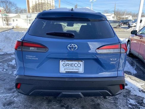 New 2026 Toyota Corolla Cross XLE image 3