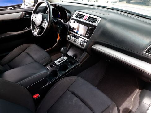 Used 2017 Subaru Legacy 2.5i Premium image 16