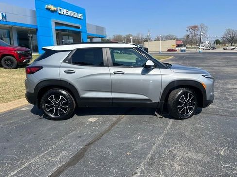 Used 2025 Chevrolet TrailBlazer ACTIV w/ Driver Confidence Package image 10