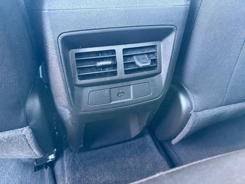 Used 2023 Chevrolet Colorado LT image 27