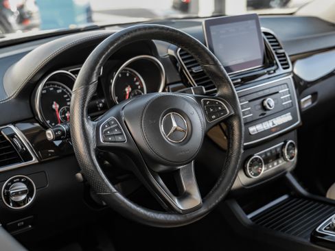 Used 2019 Mercedes-Benz GLS 450 4MATIC image 14
