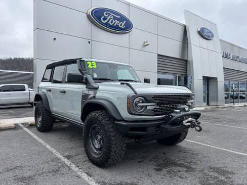 Used 2023 Ford Bronco Everglades image 1