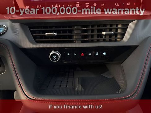 Used 2025 Ford Explorer ST-Line w/ Premium Package RWD image 13