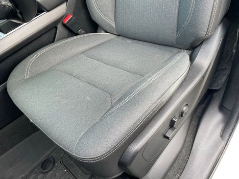 Used 2022 RAM 1500 Big Horn AWD/4WD image 25