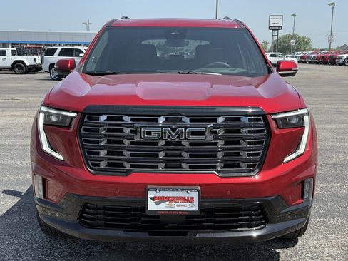 New 2026 GMC Acadia Denali Ultimate w/ LPO, Floor Liner Package AWD/4WD image 10