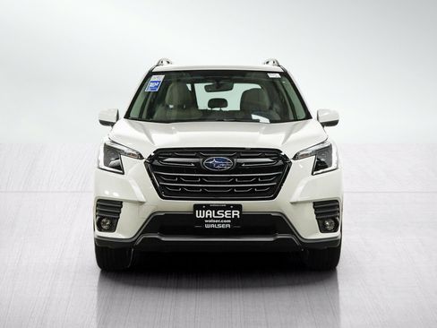 Used 2024 Subaru Forester Premium AWD/4WD image 8