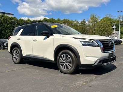 Certified 2023 Nissan Pathfinder SL