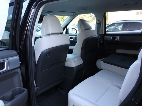 New 2026 Hyundai Santa Fe SE image 16