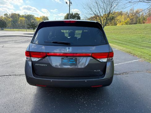 Used 2016 Honda Odyssey Touring Elite image 16