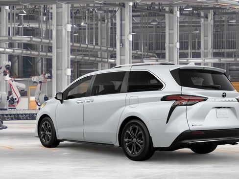 New 2026 Toyota Sienna Platinum AWD/4WD image 6