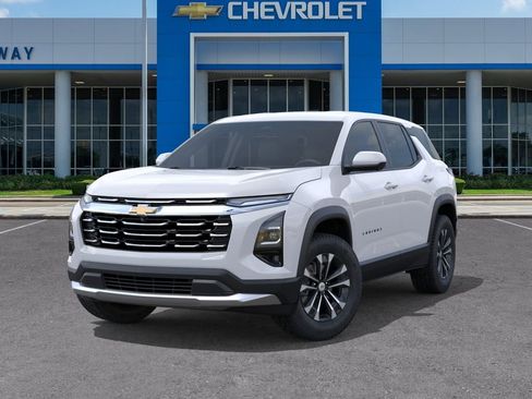 New 2026 Chevrolet Equinox LT image 6