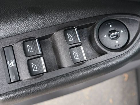 Used 2015 Ford Escape Titanium w/ Equipment Group 301A AWD/4WD image 27