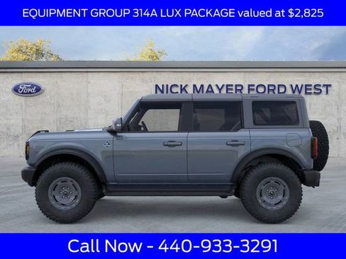 New 2025 Ford Bronco Outer Banks w/ Sasquatch Package image 4